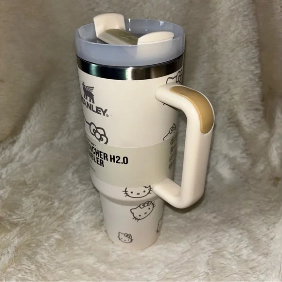 Stanley Hello Kitty Quencher Stainless Steel Tumbler 40oz - Picture 6 of 8